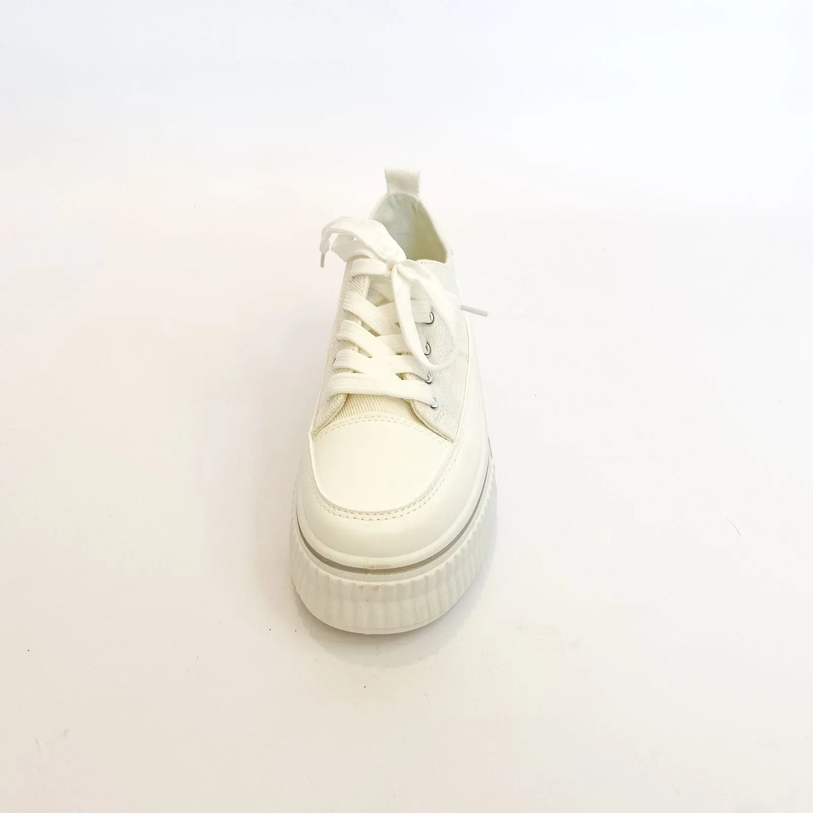 Butterfly white verge 1 platform sneaker