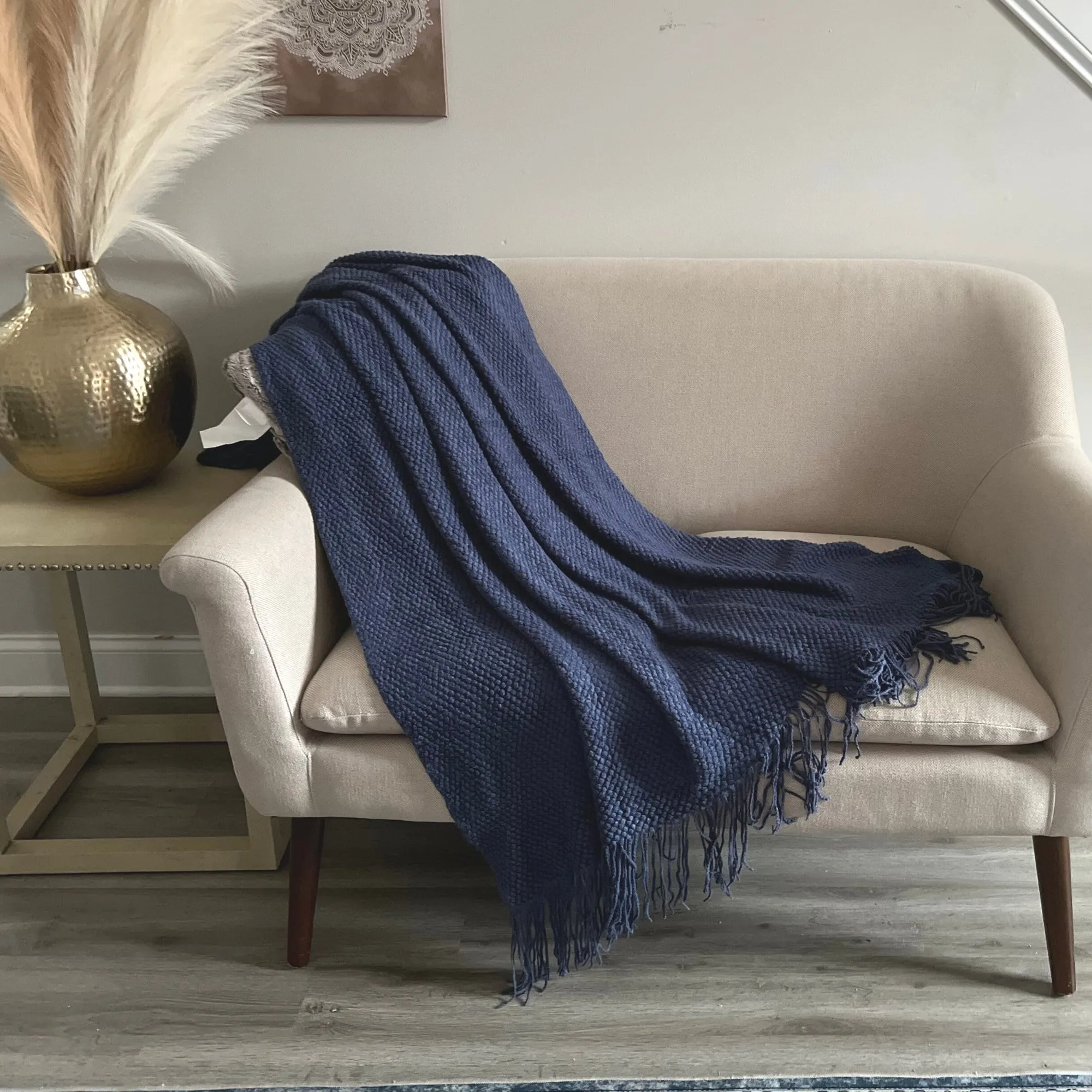 Super Soft Blanket Throw With Tassels