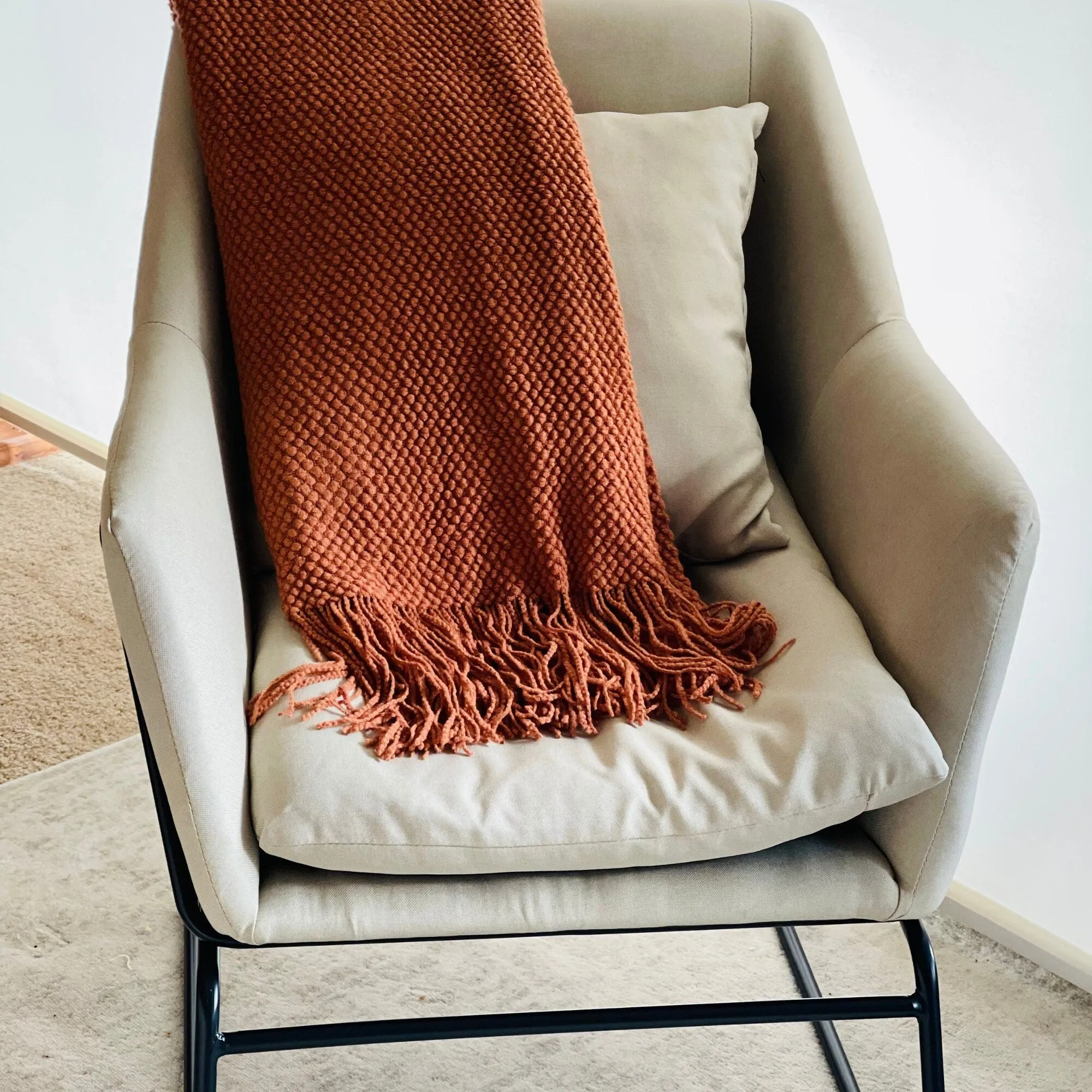 Super Soft Blanket Throw With Tassels