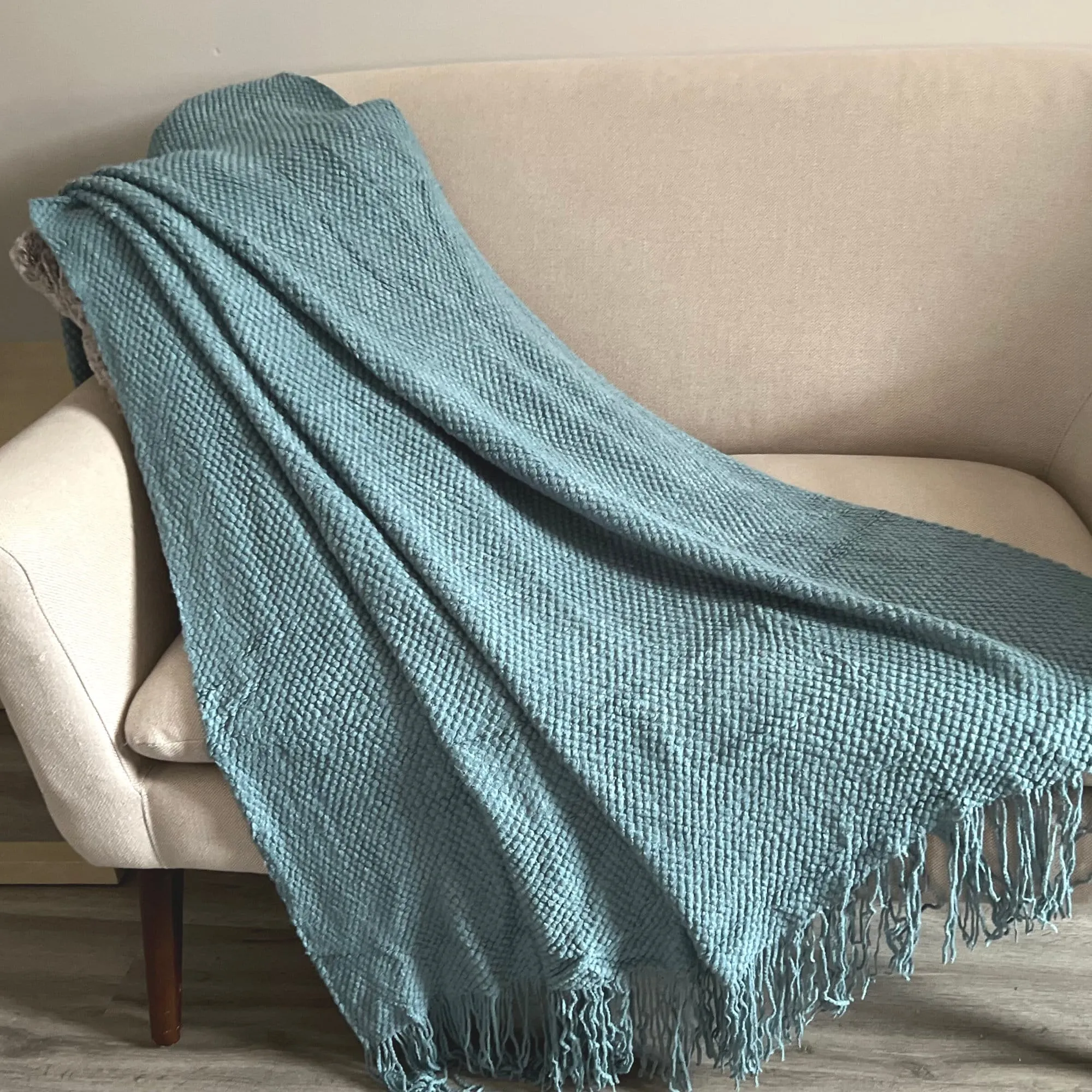 Super Soft Blanket Throw With Tassels